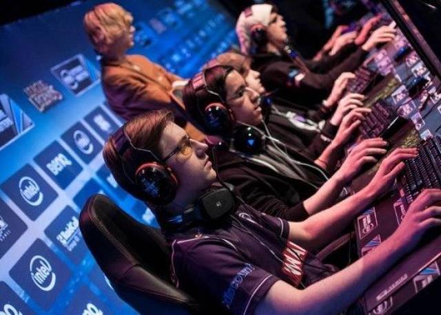 团队帮助这 团队帮助这