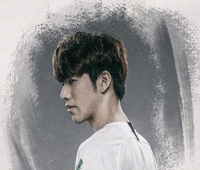 根据经验丰 根据经验丰